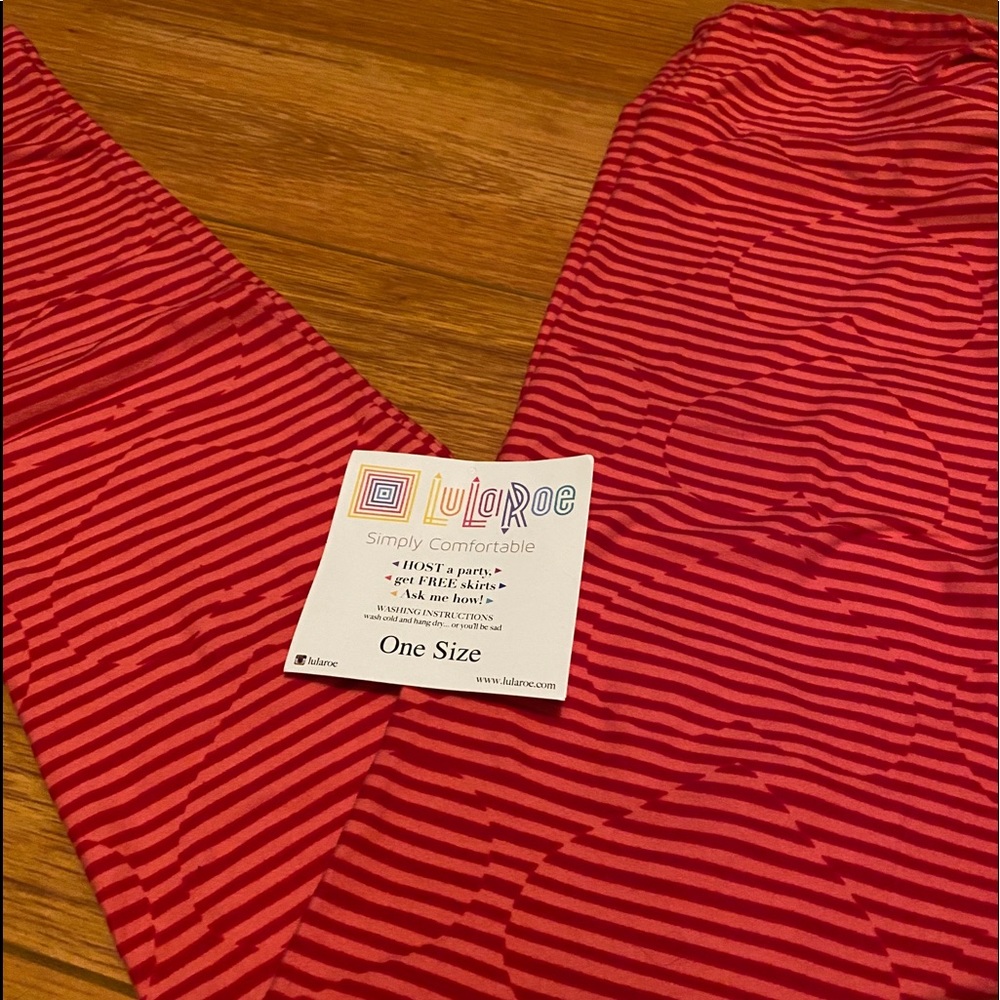 Vintage LuLaRoe Valentine’s leggings OS
